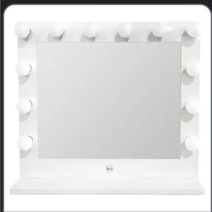 Light up mirror